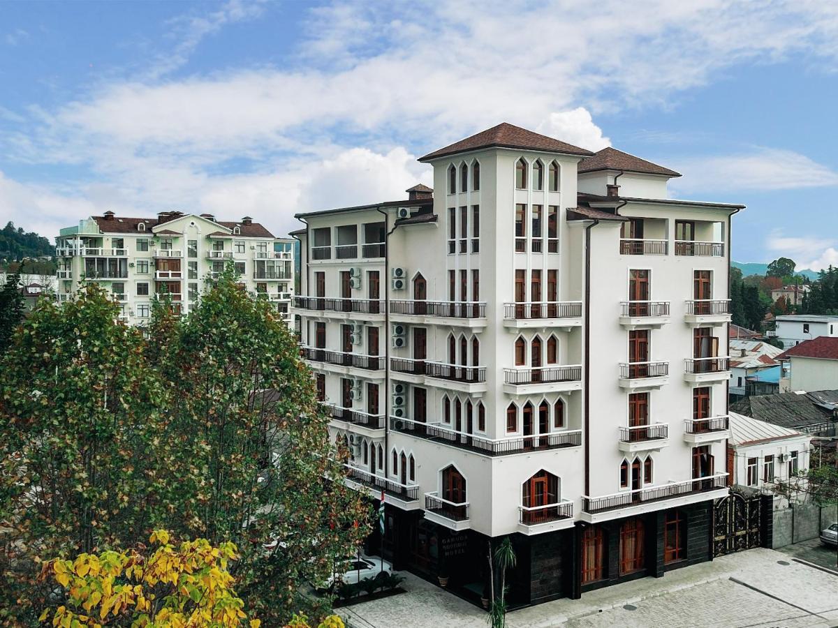 Garuda Boutique Hotel スフミ エクステリア 写真