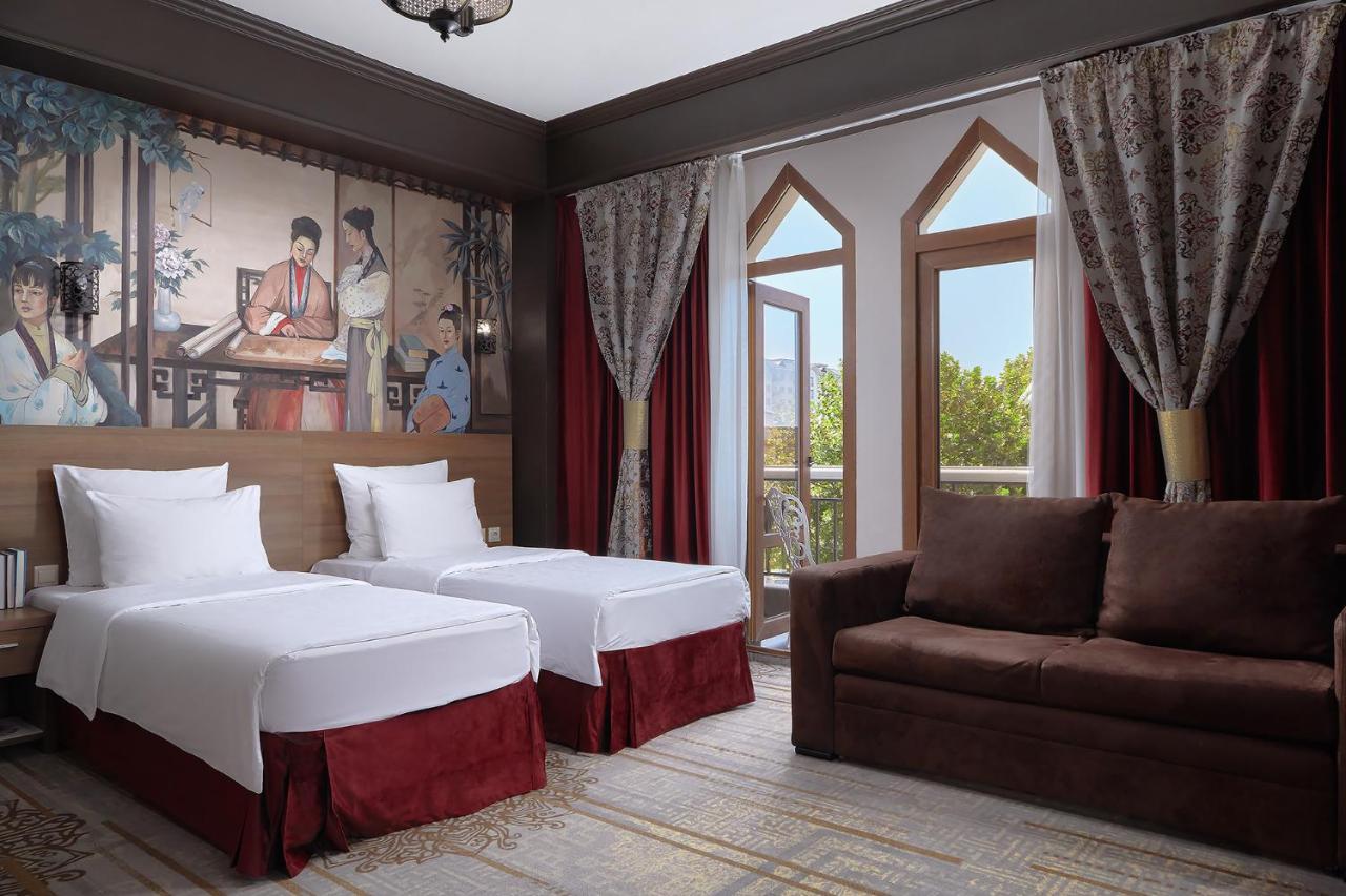 Garuda Boutique Hotel スフミ エクステリア 写真