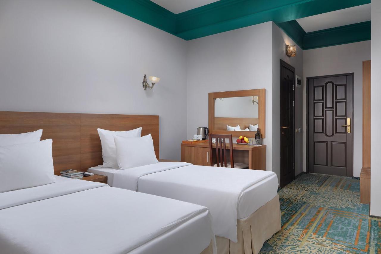 Garuda Boutique Hotel スフミ エクステリア 写真