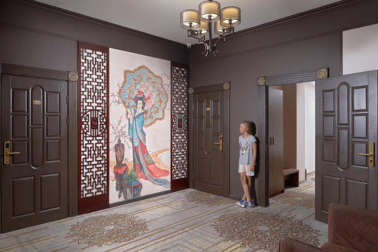 Garuda Boutique Hotel スフミ エクステリア 写真